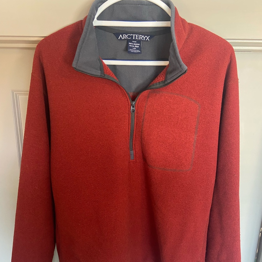 Vintage Arcteryx Polartec 1/4 Zip Fleece Red Made in Canada. Size L